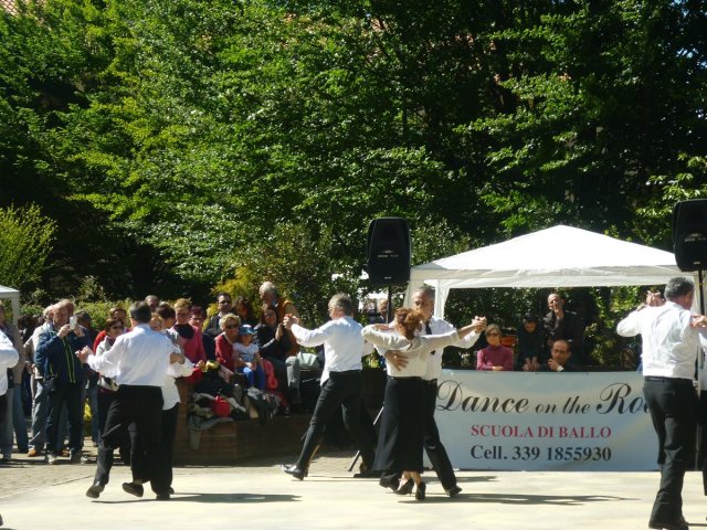 Gli Spettacoli - Dance On The Road - Festa 25 Aprile 2016