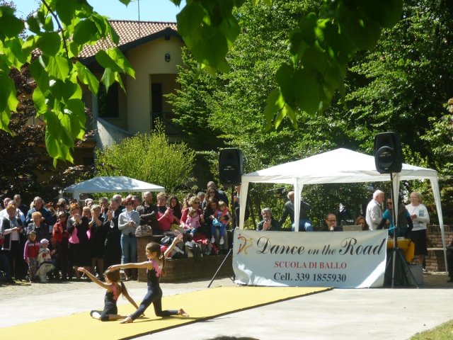 Gli Spettacoli - Palestra Daverio - Festa 25 Aprile 2016